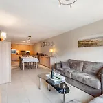 Luxury With Garden Close To The Apartamento