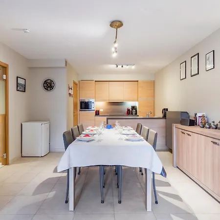 아파트 Luxury With Garden Close To The 오스텐드