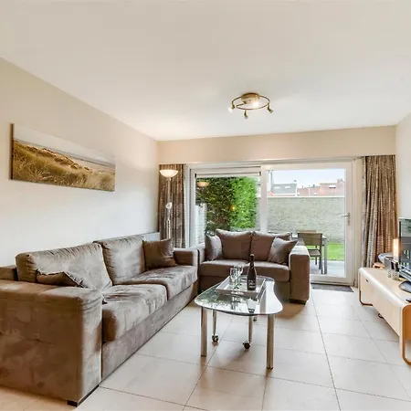 Luxury With Garden Close To The Apartament Ostenda