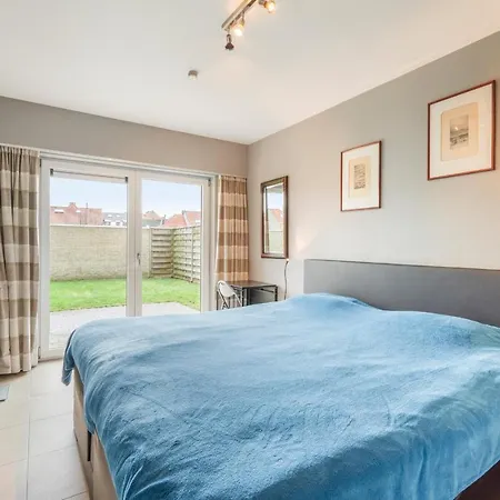 Apartment Luxury With Garden Close To The
