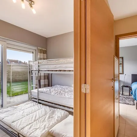Luxury With Garden Close To The * Oostende