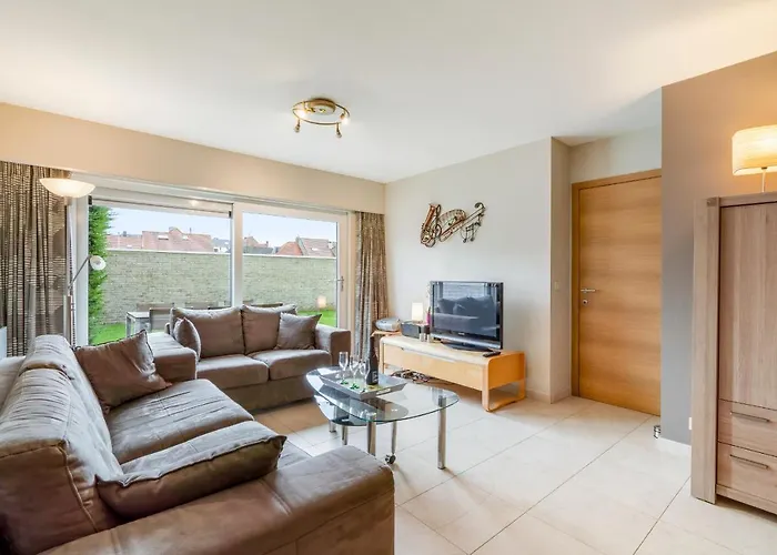 Lägenhet Luxury With Garden Close To The