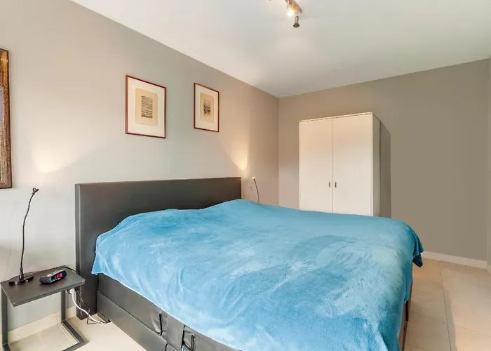 Luxury With Garden Close To The Lägenhet Oostende